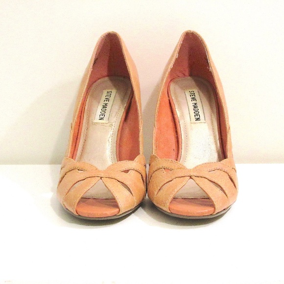 Vintage Peach Peep Toe Heels by Steve Madden - Picture 2 of 9